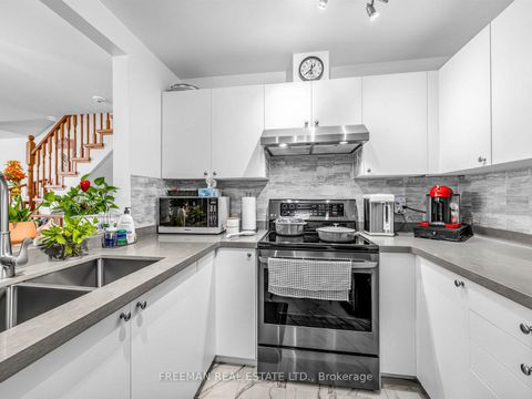 Photo 16 at C13 - 108 Finch Avenue W, Newtonbrook West, Toronto