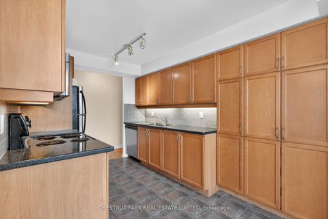 Photo 10 at 703 - 3840 Bathurst Street, Clanton Park, Toronto