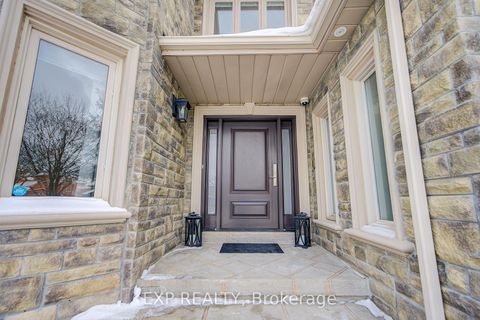 Photo 0 at 372 Greenock Drive, Maple, Vaughan