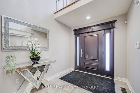 Photo 1 at 372 Greenock Drive, Maple, Vaughan