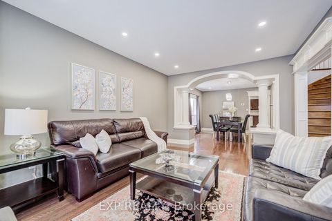 Photo 4 at 372 Greenock Drive, Maple, Vaughan
