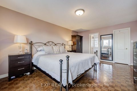 Photo 24 at 372 Greenock Drive, Maple, Vaughan