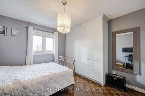 Photo 28 at 372 Greenock Drive, Maple, Vaughan