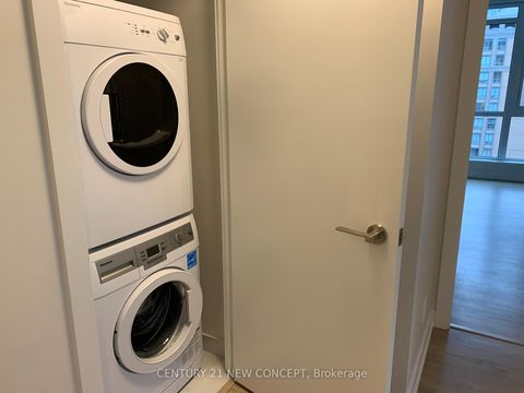 Photo 11 at 1104 - 30 Nelson Street, Waterfront Communities C1, Toronto
