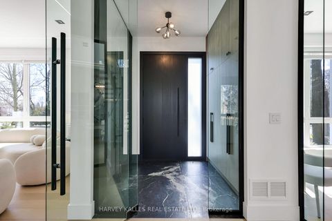 Photo 1 at 193 Beechwood Crescent, Central Newmarket, Newmarket