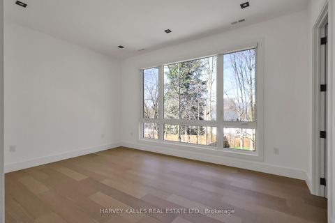 Photo 23 at 193 Beechwood Crescent, Central Newmarket, Newmarket