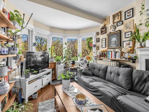 Photo 18 at 505 Parkside Drive, Swansea, Toronto