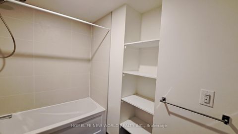 Photo 11 at 613 - 10 Deerlick Court, Donalda, Toronto