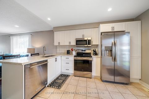 Photo 10 at 216 Mapleton Avenue, Holly, Barrie