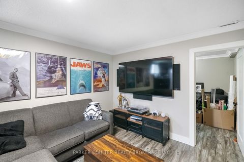 Photo 14 at 216 Mapleton Avenue, Holly, Barrie