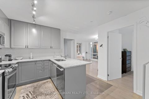 Photo 9 at 1810 - 381 Front Street W, Waterfront Communities C1, Toronto