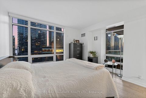 Photo 16 at 1810 - 381 Front Street W, Waterfront Communities C1, Toronto