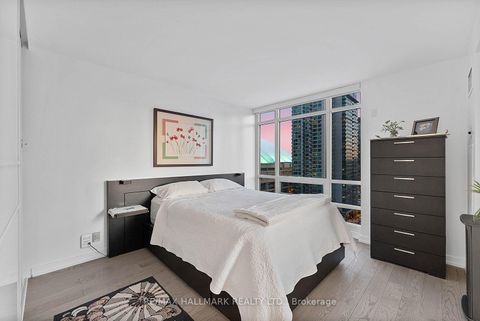 Photo 17 at 1810 - 381 Front Street W, Waterfront Communities C1, Toronto