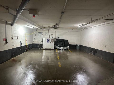 Photo 30 at 1810 - 381 Front Street W, Waterfront Communities C1, Toronto
