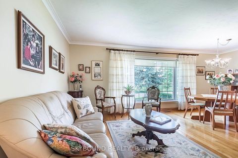 Photo 8 at 33 Bradstock Road, Humbermede, Toronto