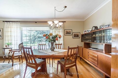 Photo 11 at 33 Bradstock Road, Humbermede, Toronto