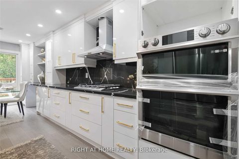 Photo 8 at 11 Michael Drive E, North Richvale, Richmond Hill