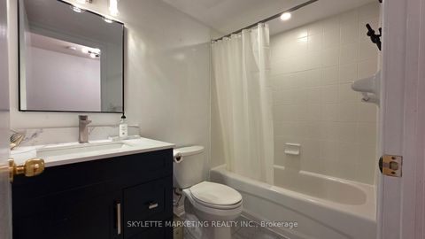 Photo 9 at 123 - 3 Everson Drive, Willowdale East, Toronto