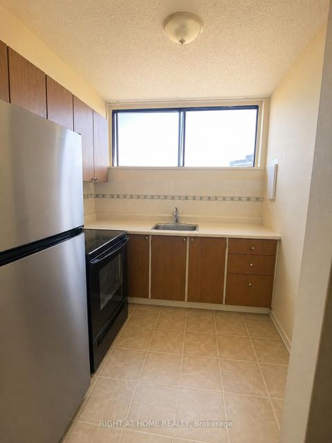 Photo 1 at 811 - 4673 Jane Street, Black Creek, Toronto
