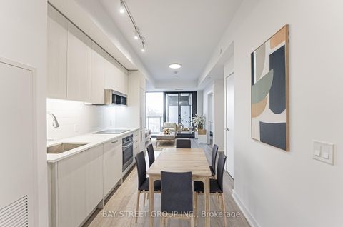 Photo 4 at 526 - 250 Lawrence Avenue W, Lawrence Park North, Toronto