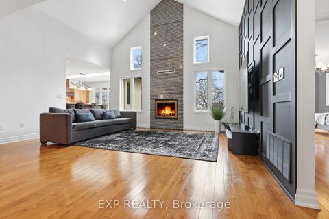 Photo 4 at 583 Park Crescent, West Shore, Pickering