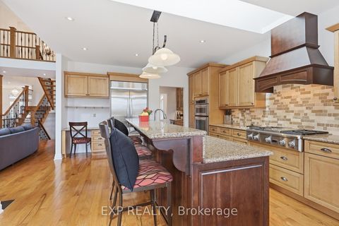 Photo 11 at 583 Park Crescent, West Shore, Pickering