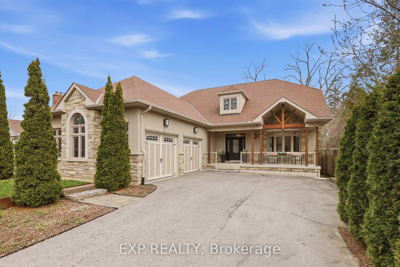 583 Park Crescent, West Shore, Pickering photo number 2