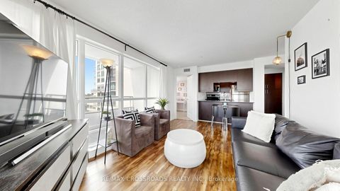 Photo 16 at 702 - 50 Town Centre Court, Bendale, Toronto
