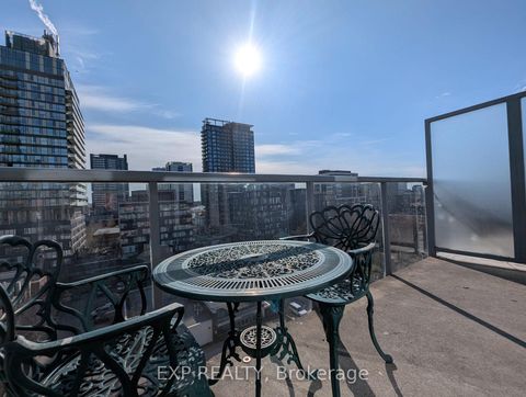 Photo 10 at 917 - 25 Cole Street, Regent Park, Toronto