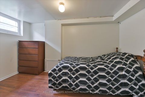 Photo 18 at 27 Innismore Crescent, Maryvale, Toronto