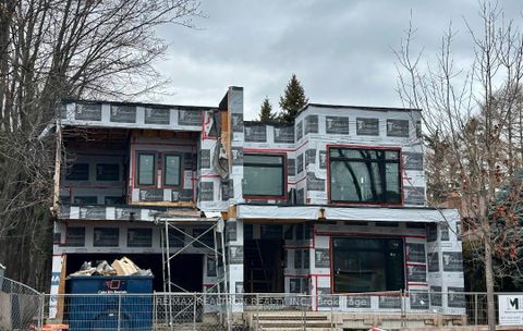 Photo 1 at 188 Crestwood Road, Yorkhill, Vaughan