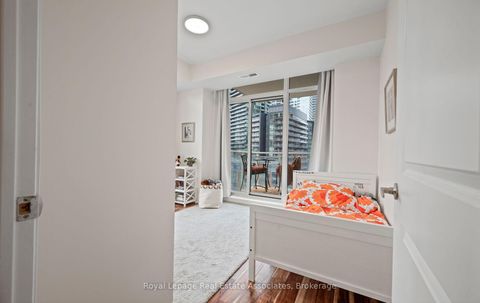 Photo 14 at 908 - 21 Grand Magazine Street, Niagara, Toronto