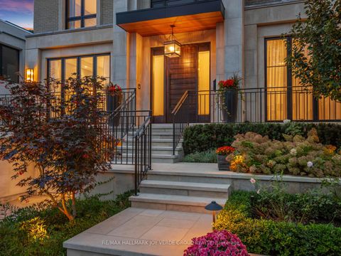 Photo 1 at 123 Rochester Avenue, York Mills, Toronto
