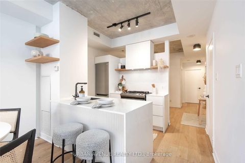 Photo 4 at 207 - 127 Queen Street E, Yonge Corridor, Toronto