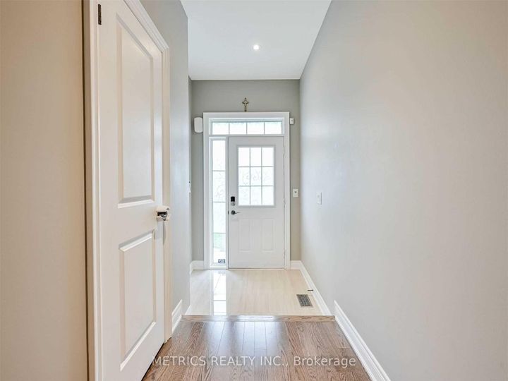 Photo 2 at 63 Lesabre Crescent, Bram East, Brampton