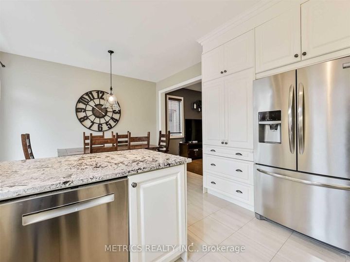 Photo 11 at 63 Lesabre Crescent, Bram East, Brampton