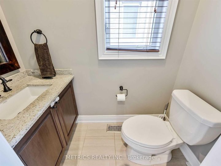 Photo 12 at 63 Lesabre Crescent, Bram East, Brampton