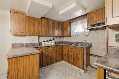 Photo 37 at 239 Epsom Downs Drive, CFB, Toronto