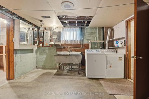 Photo 42 at 239 Epsom Downs Drive, CFB, Toronto
