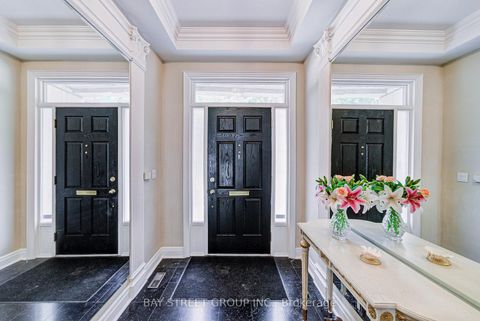 Photo 2 at 529 Davenport Road, Casa Loma, Toronto