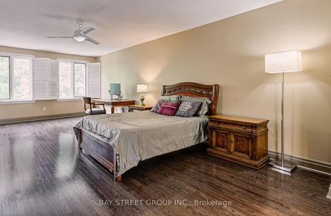 Photo 15 at 529 Davenport Road, Casa Loma, Toronto
