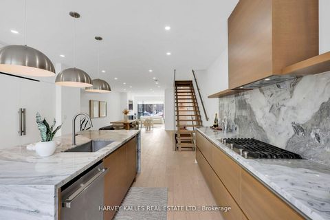 Photo 15 at 223 Wychwood Avenue, Cedarvale, Toronto