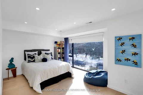 Photo 19 at 223 Wychwood Avenue, Cedarvale, Toronto