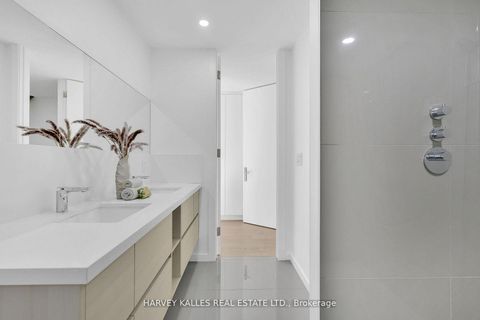 Photo 21 at 223 Wychwood Avenue, Cedarvale, Toronto