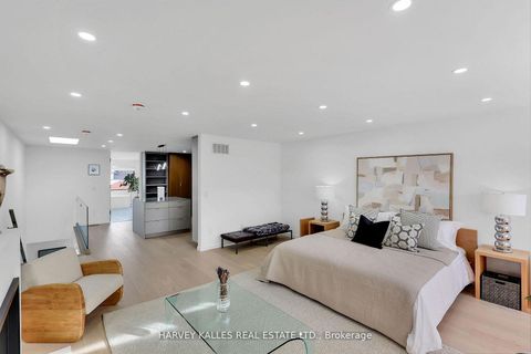 Photo 26 at 223 Wychwood Avenue, Cedarvale, Toronto
