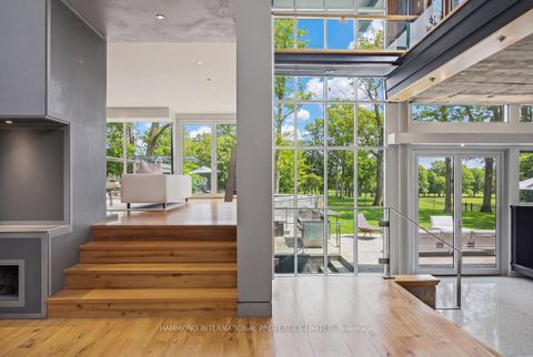 Photo 4 at 421 The Kingsway, Humber Valley, Toronto