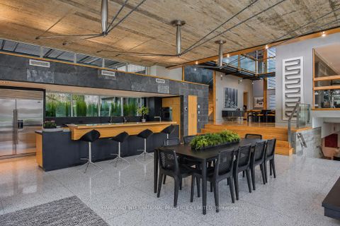 Photo 11 at 421 The Kingsway, Humber Valley, Toronto