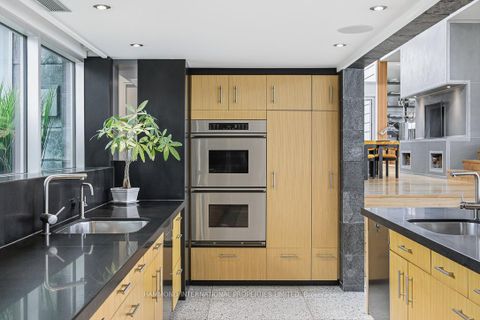 Photo 12 at 421 The Kingsway, Humber Valley, Toronto