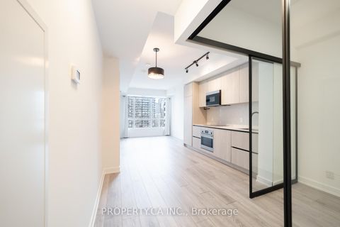 Photo 13 at 3203 - 108 Peter Street, Waterfront Communities C1, Toronto