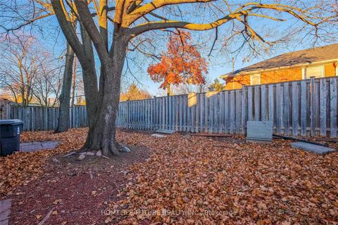 Photo 35 at 50 Benlight Crescent, Woburn, Toronto